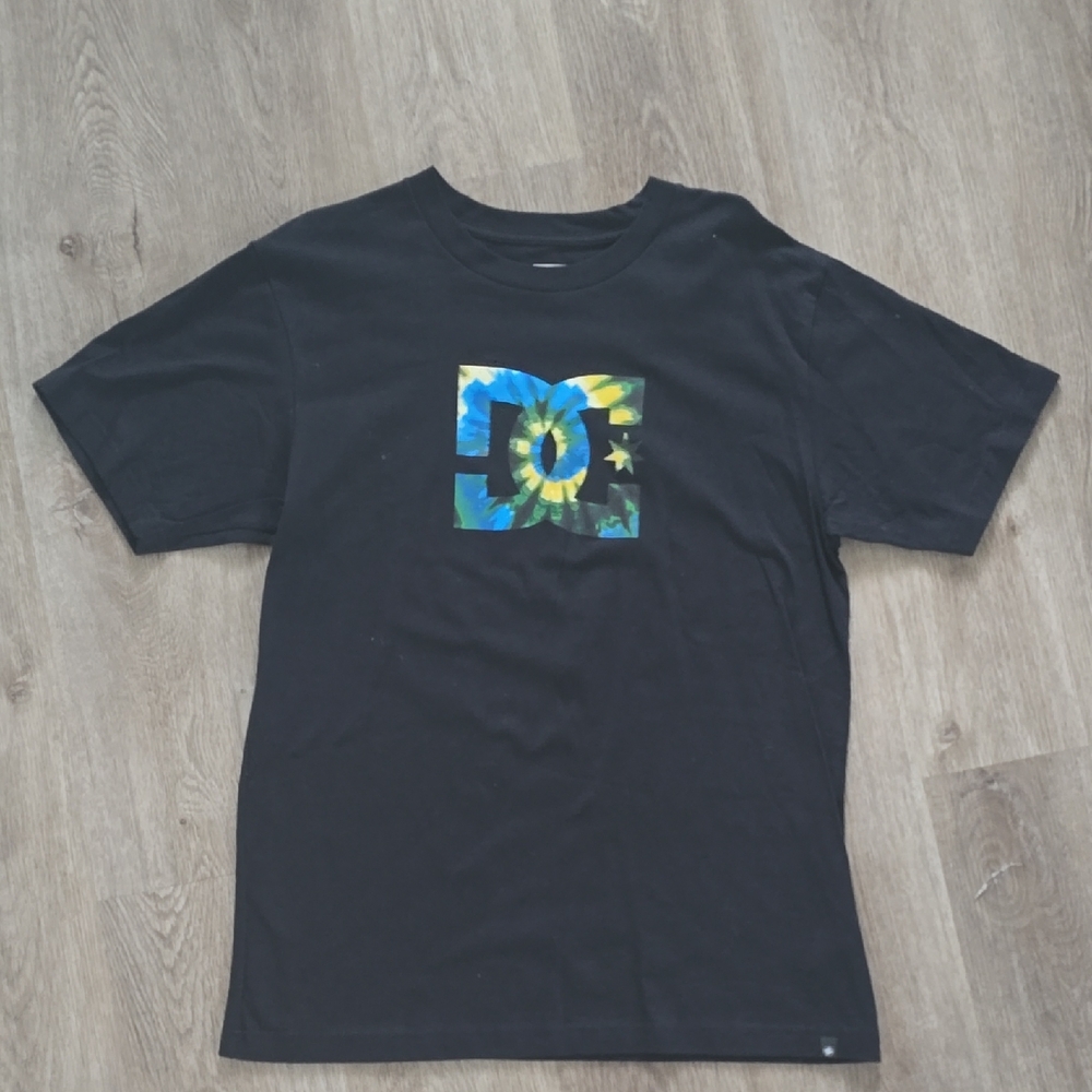 DC Black and Blue Graphic Short Sleeve Tee